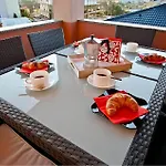 公寓 3 Bedroom Lovely In *
