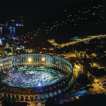 Daire Stunning In With Wifi *