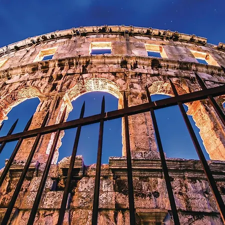 Lejlighed Lovely In Pula