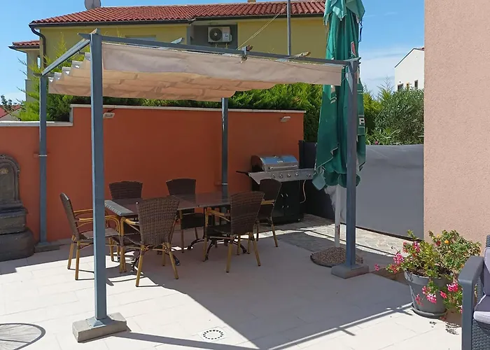 Stunning In With Wifi Pula